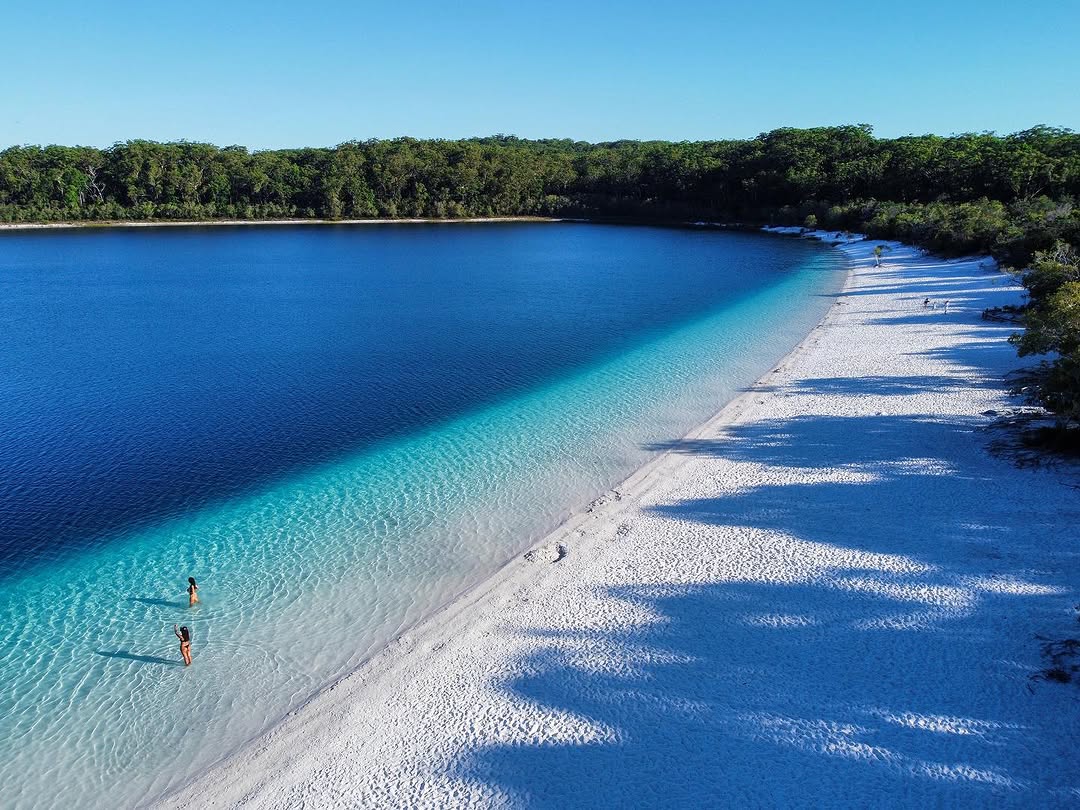 Lake McKenzie Blues
